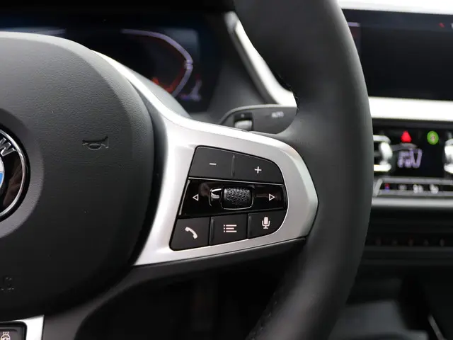 BMW 2 Serie Gran Coupé 218i 2025 Benzine 18