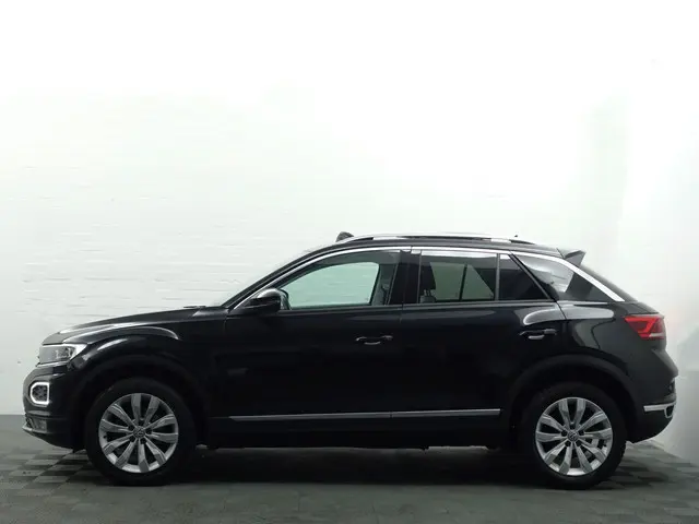 Volkswagen T-Roc 1.5 TSI R-line+ Aut- 2019 Benzine 36