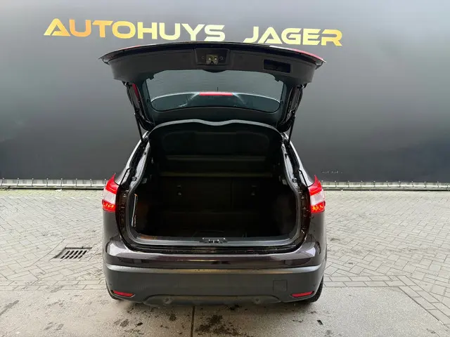 Nissan QASHQAI 1.2 Acenta 2014 Benzine 17