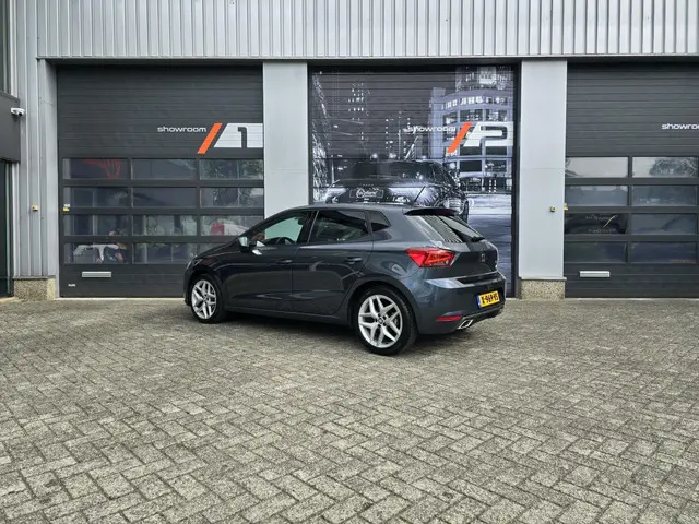 SEAT Ibiza 1.0 TSI FR Business |Automaat|Navi ! 2019 Benzine 6