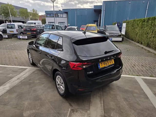 Škoda Fabia 1.0 TSI Ambition 2023 Benzine 6