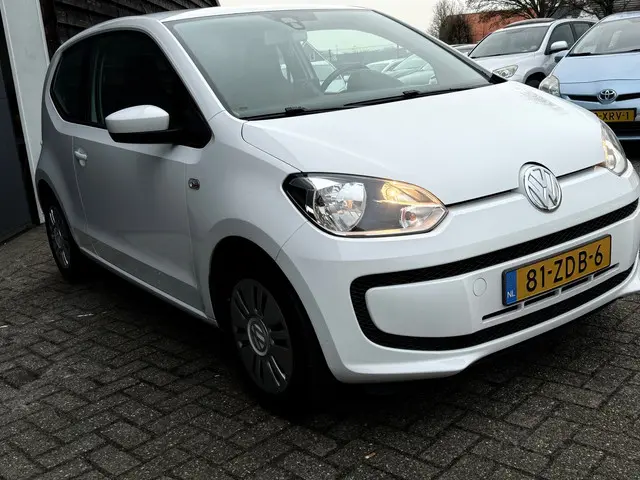Volkswagen up! 1.0 move up! BlueMotion 2012 Benzine 6