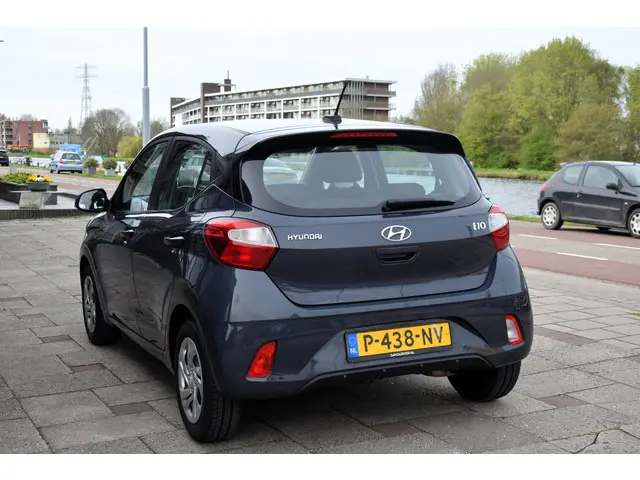 Hyundai i10 1.0 Comfort 2022 Benzine 10