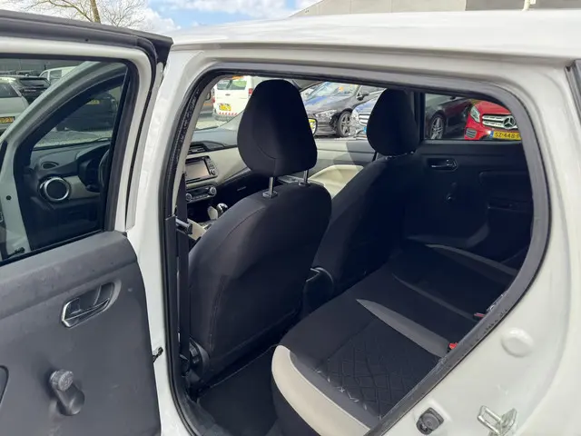 Nissan Micra 0.9 IG-T Tekna 2017 Benzine 18