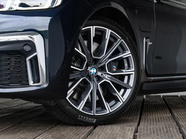 BMW 7 Serie Sedan 745e 2021 Hybride Benzine 16