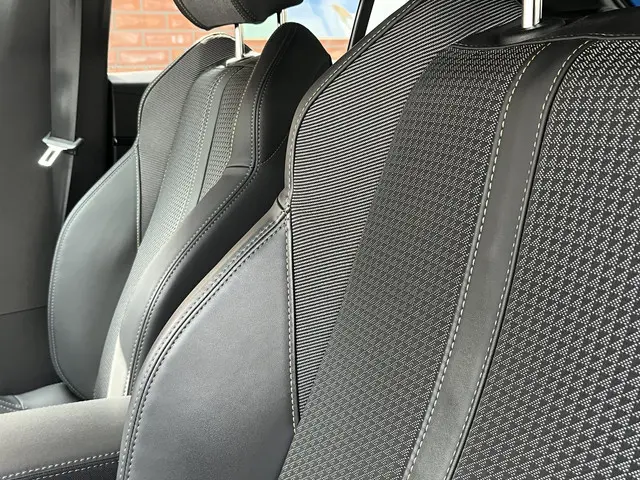 Peugeot e-208 EV GT 350 50 kWh 2021 Elektrisch 27