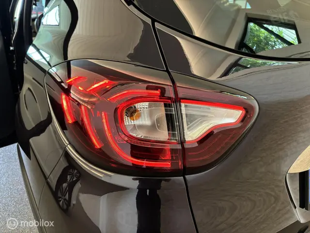 Renault Captur 1.2 TCe Initiale Paris 2017 Benzine 27