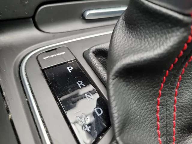 Renault Talisman Estate 1.3 TCe S-Edition 2020 Benzine 26