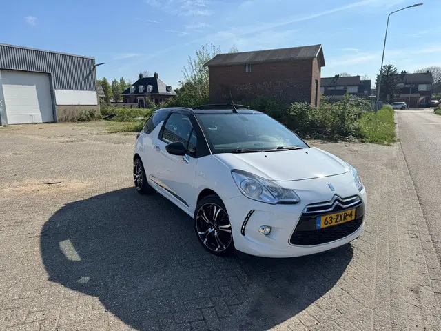 Citroën DS3 Cabrio 1.6 THP Sport Chic 2013 Benzine 22