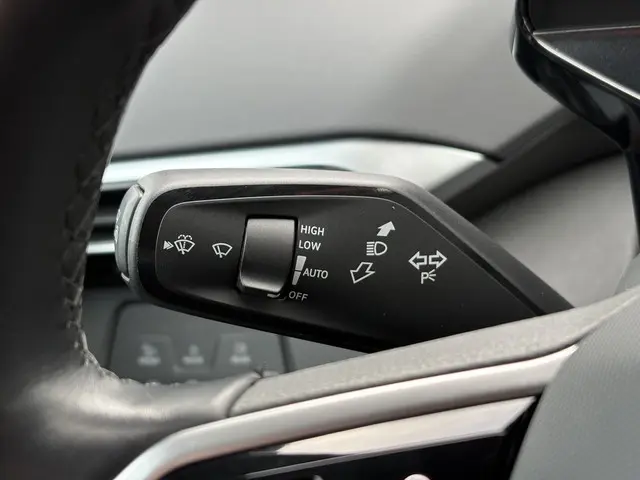 Volkswagen ID.5 Pro Business 77 kWh 2024 Elektrisch 16