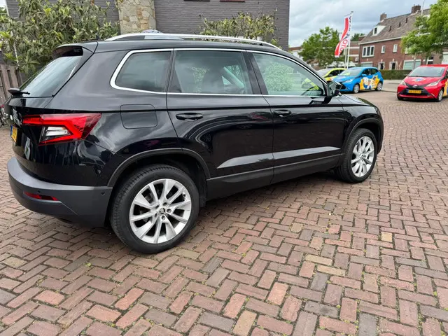 Škoda Karoq 1.5 TSI ACT Business Edition Plus 2021 Benzine 8