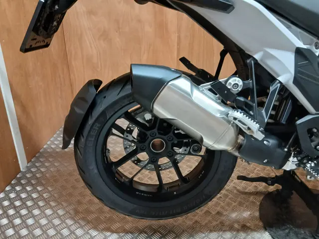 BMW R 1300 GS R 1300 GS 2024 Benzine 11