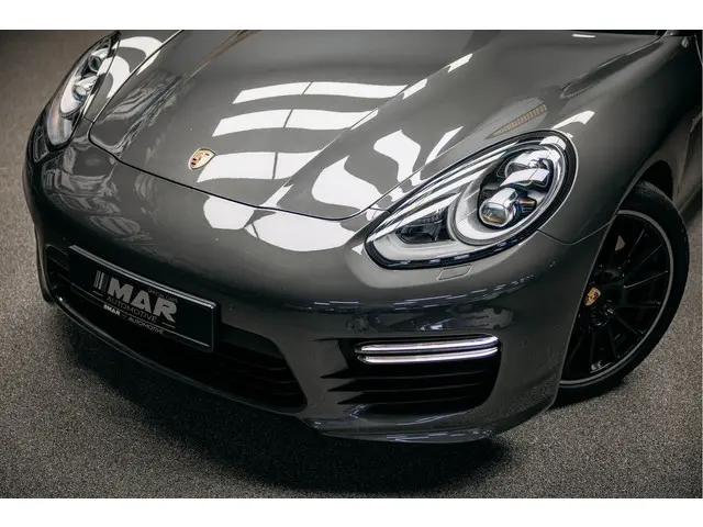 Porsche Panamera 4.8 GTS 2015 Benzine 2