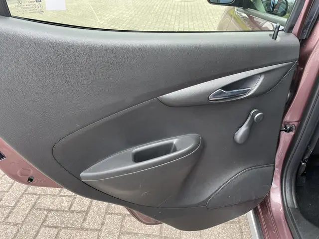 Opel KARL 1.0 Rocks Online Edition 2019 Benzine 29