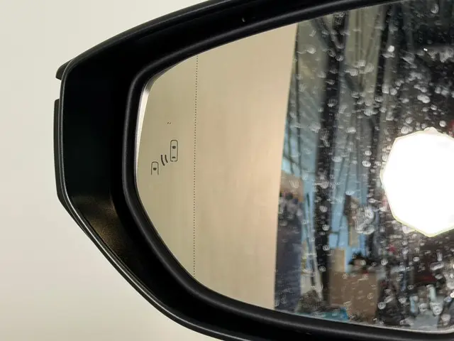 Lexus LBX Relax 2WD 2026 Hybride Benzine 5