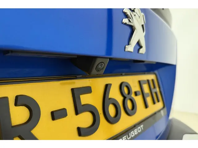 Peugeot 2008 1.2 PureTech GT 2022 Benzine 3