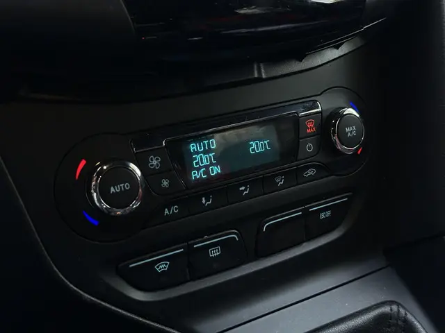 Ford Focus Wagon 2.0 EcoBoost ST-2 2013 Benzine 27