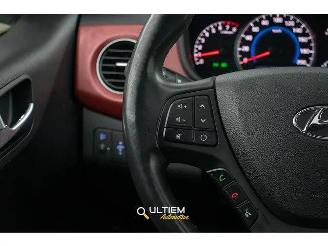 Hyundai i10 1.2 i-Motion Premium 2014 Benzine 16