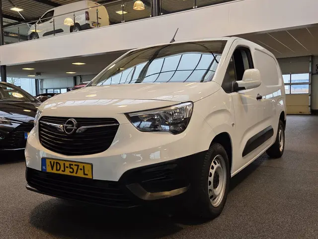 Opel Combo 1.5D L2H1 Edition 2019 Diesel 37
