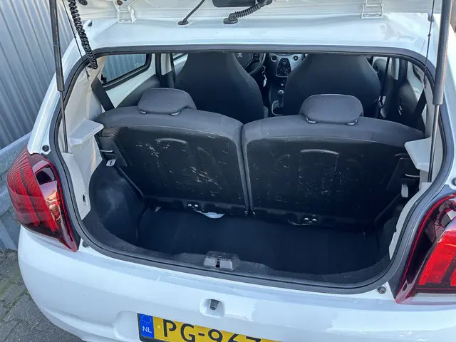 Peugeot 108 1.0 e-VTi Active 2017 Benzine 19