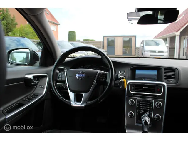Volvo V60 Momentum 2015 Benzine 13