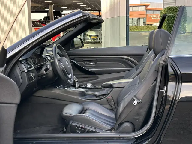 BMW 4 Serie Cabrio 428i High Executive 2014 Benzine 29