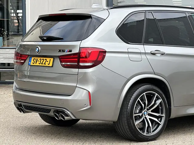 BMW X5 M 575pk 2015 Benzine 23