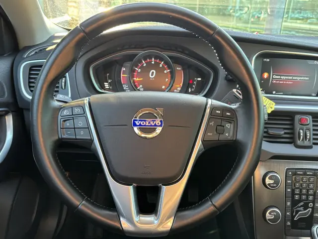 Volvo V40 1.5 T3 Momentum 2015 Benzine 10