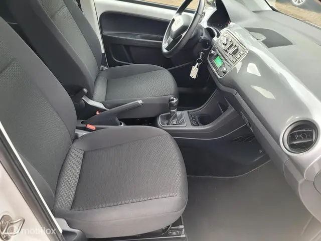 SEAT Mii 1.0 Sport Dynamic,5 deurs, airco 2015 Benzine 20