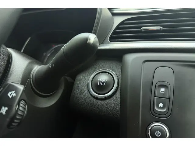 Renault Kadjar 1.2 TCe Limited 2017 Benzine 28
