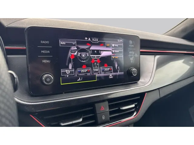 Škoda Kamiq 1.0 TSI Sport Business 2023 Benzine 26