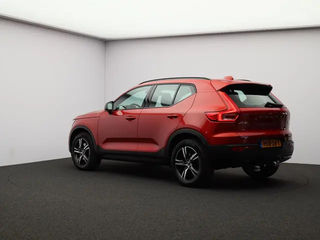 Volvo XC40 2.0 B4 Plus Dark 2025 Benzine 27