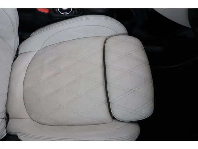 MINI Cooper Cabrio Mini 1.5 Classic 2022 Benzine 38