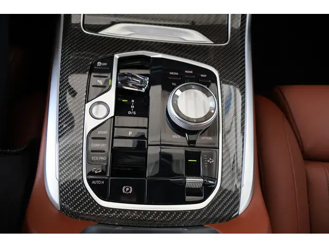 BMW X7 xDrive40i 2023 Benzine 29