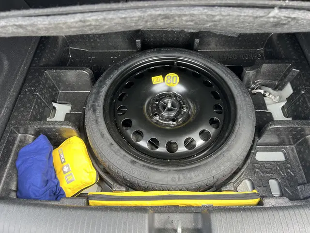 Opel Astra 1.2 Edition 2020 2020 Benzine 24