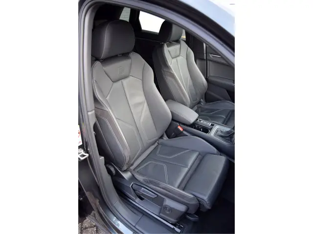 Audi Q3 40 TFSI quattro S Line Pro Line S 2019 Benzine 21