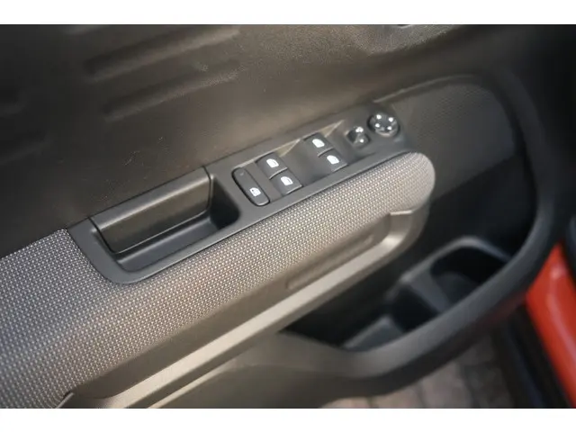 Citroën C3 Aircross PT 130 Automaat-6 Shine 2020 Benzine 27