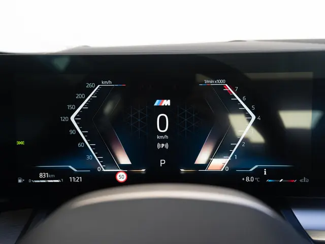 BMW 5 Serie Sedan 520i 2025 Benzine 37