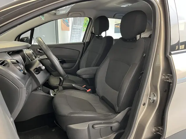 Renault Captur 0.9 TCe Dynamique 2015 Benzine 3