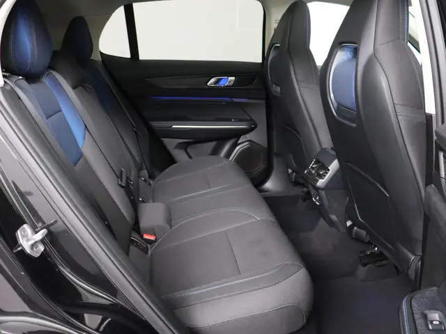 Lynk & Co 01 1.5 2023 Hybride Benzine 34