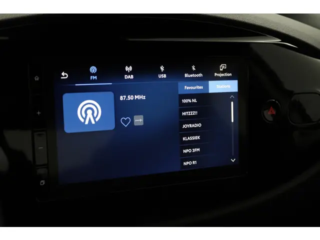 Toyota Aygo X Hybrid 115 play 2026 Hybride Benzine 40