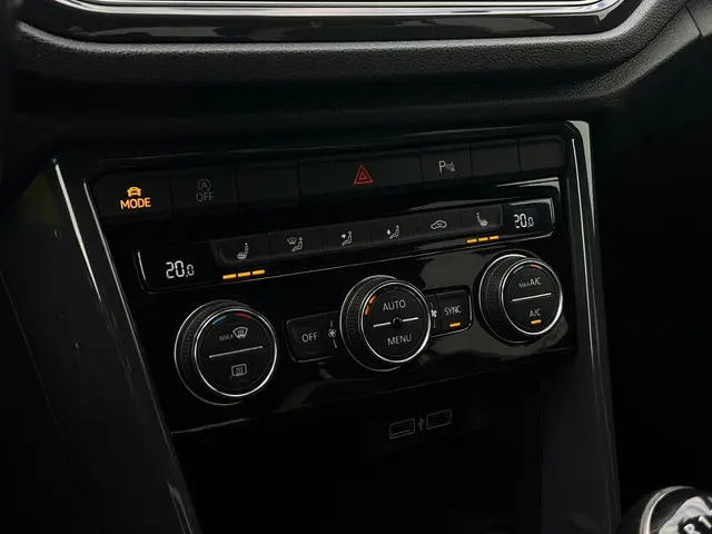 Volkswagen T-Roc 1.5 TSI Sport Business R 2019 Benzine 13