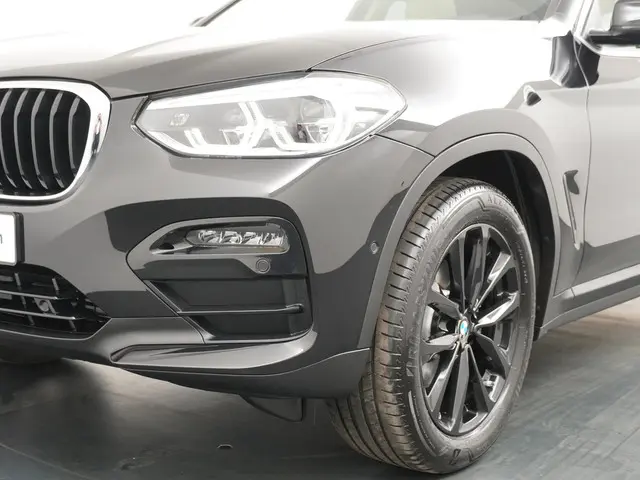 BMW X4 xDrive20i High Executive Edition 2021 Benzine 26