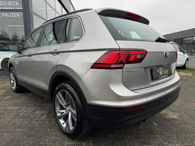 Volkswagen Tiguan 2.0 TSI 4Motion Highline 2016 Benzine 14