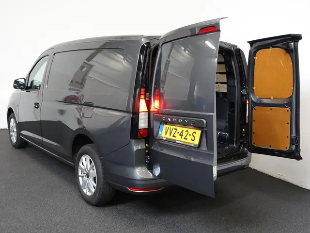 Volkswagen Caddy Cargo Maxi 2.0 TDI Style 2023 Diesel 37
