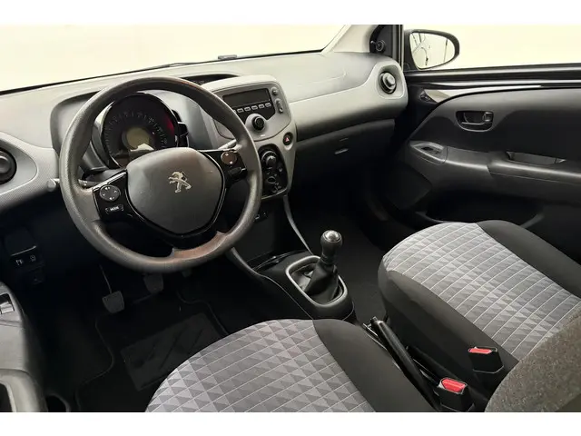 Peugeot 108 1.0 e-VTi Active 2021 Benzine 14