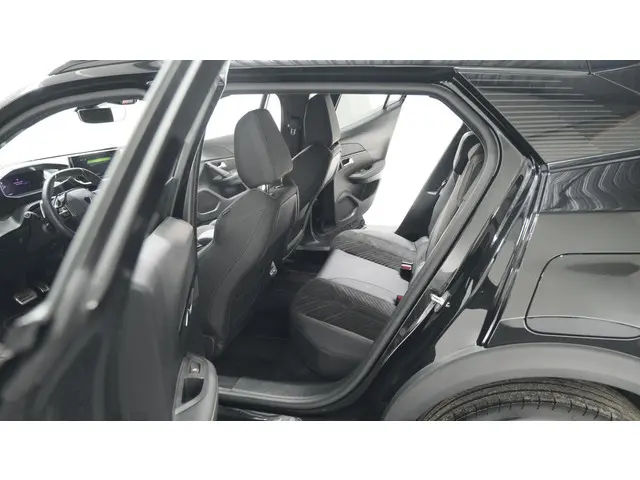 Peugeot 2008 PureTech 130 EAT8 GT 2024 Benzine 35
