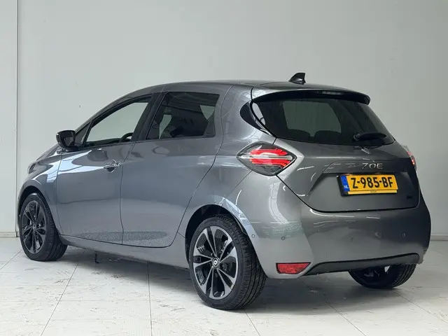 Renault ZOE R135 Iconic 52 kWh 2024 Elektrisch 6
