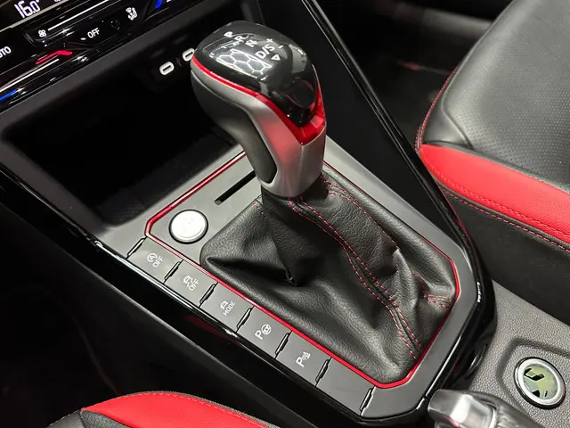 Volkswagen Polo 2.0 TSI GTI Edition 25 2024 Benzine 17