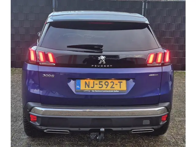 Peugeot 3008 1.2 PureTech GT Line 2017 Benzine 4